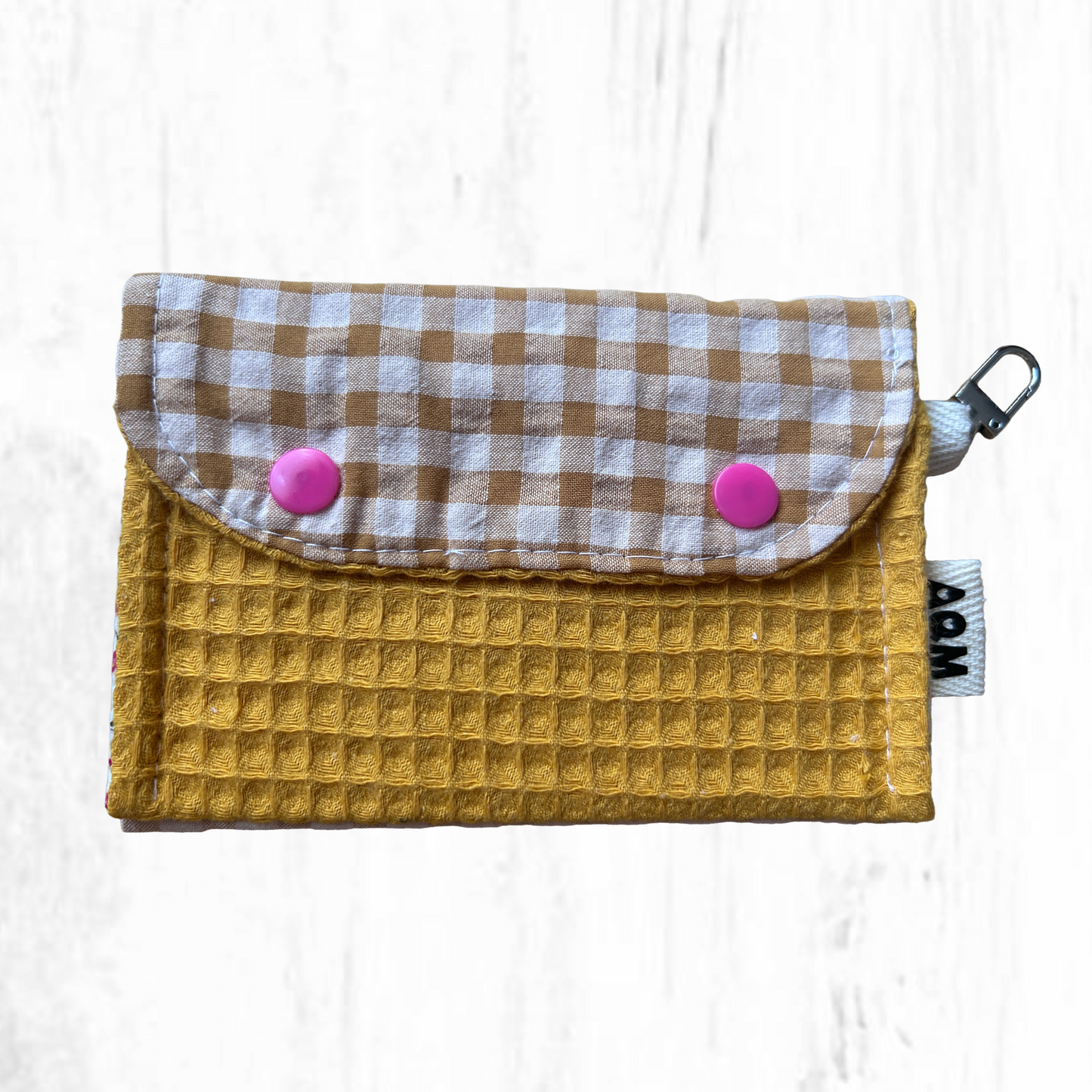 Cartera de triple compartimiento