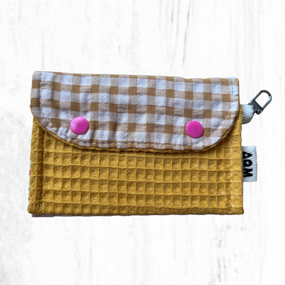 Cartera de triple compartimiento